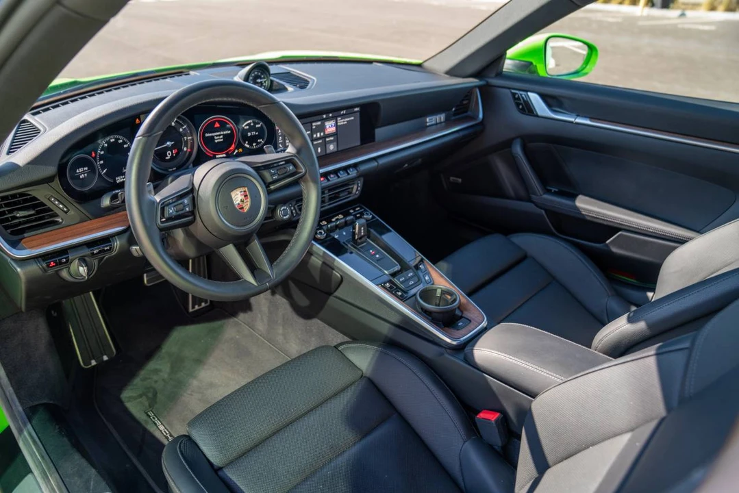 2020 Porsche 992 Carrera - Image 4 of 5