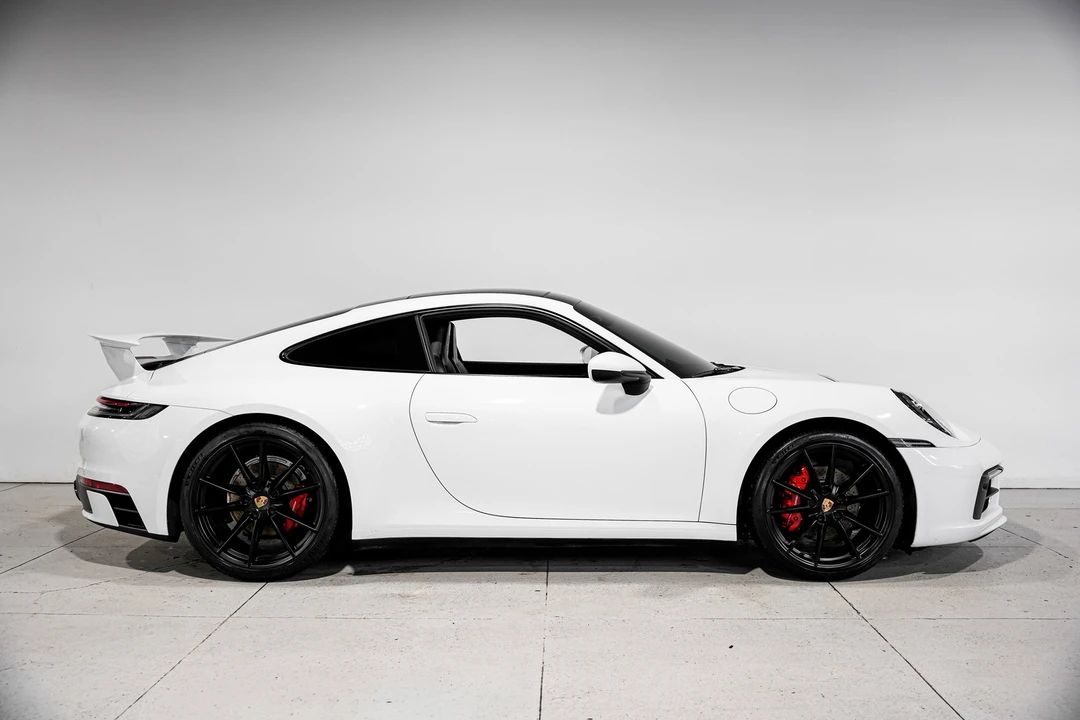 2020 Porsche 992 Carrera - Image 2 of 12
