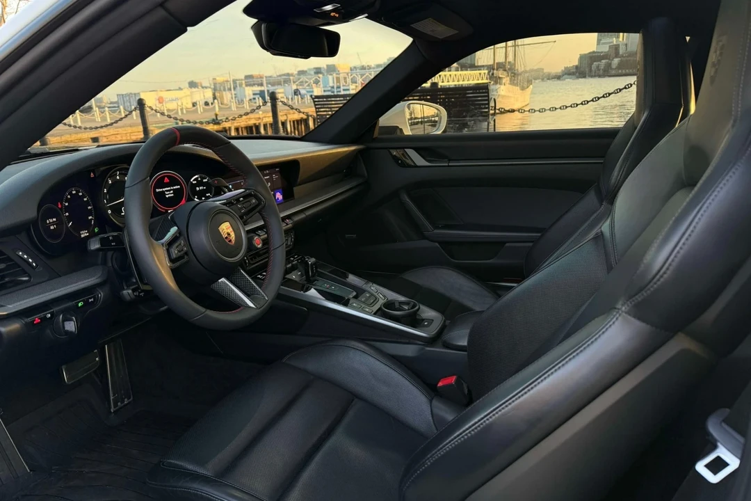 2020 Porsche 992 Carrera - Image 8 of 12