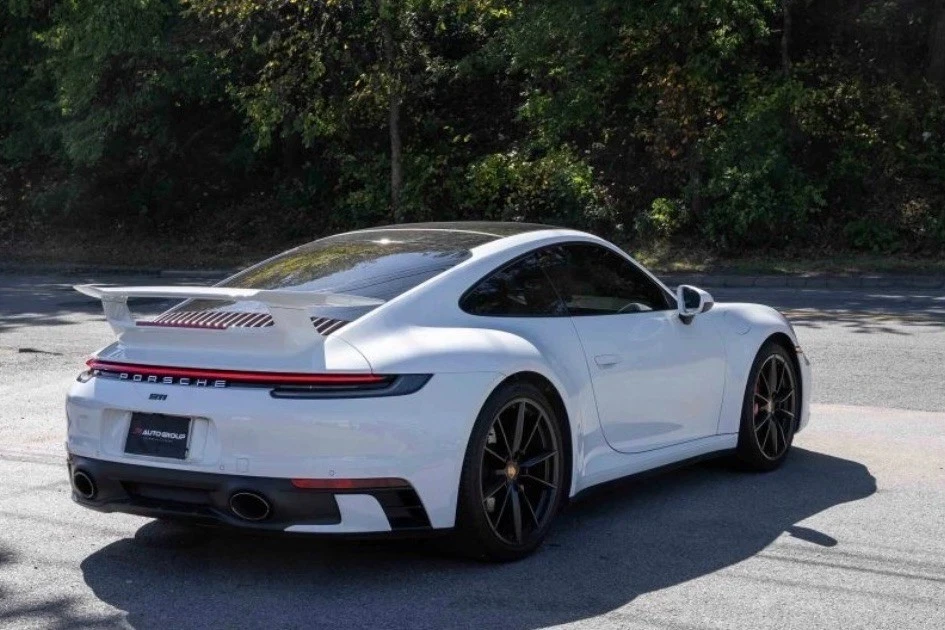 2020 Porsche 992 Carrera - Image 5 of 12