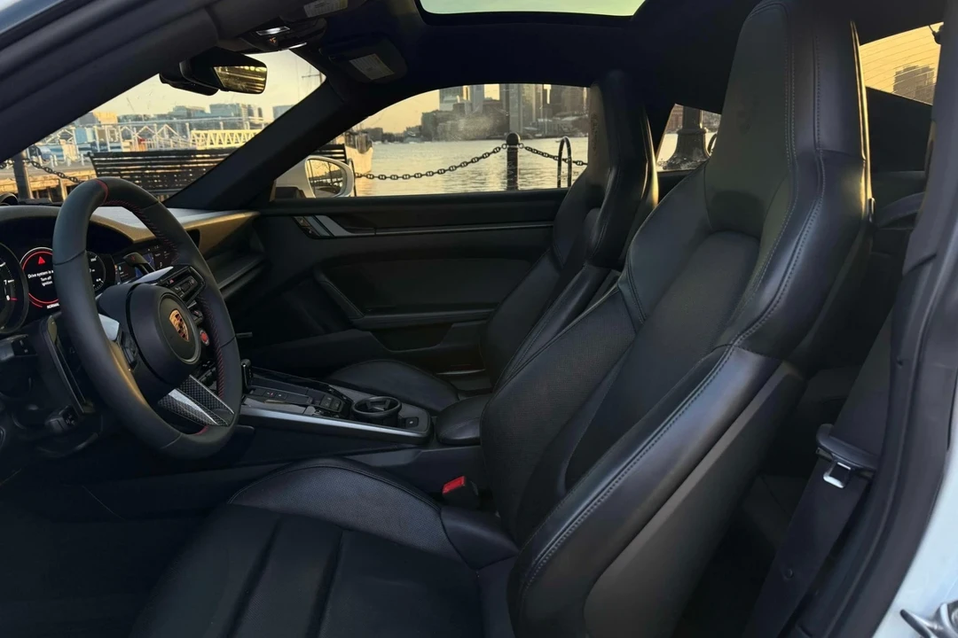 2020 Porsche 992 Carrera - Image 7 of 12
