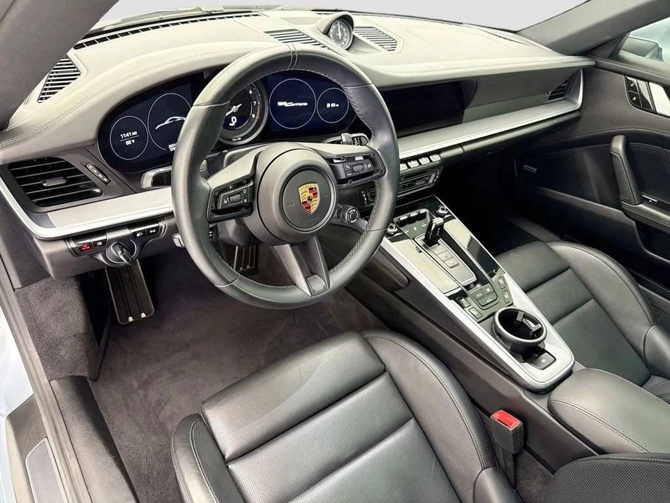 2020 Porsche 992 Carrera - Image 4 of 5
