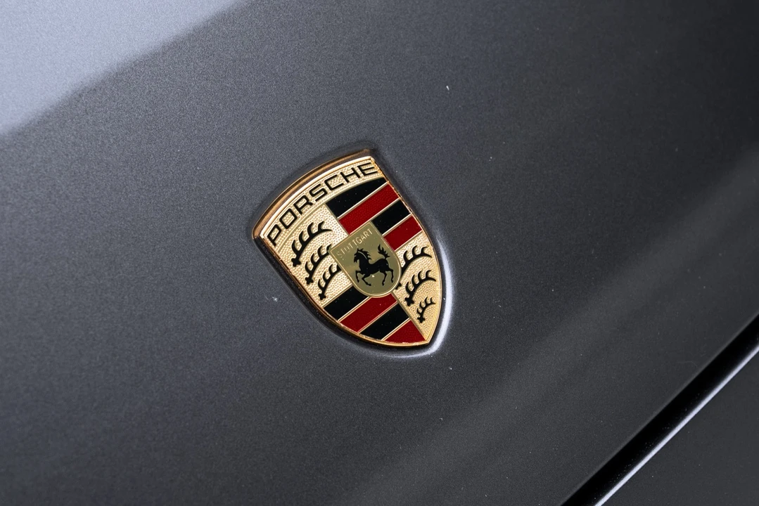 2020 Porsche 992 Carrera - Image 15 of 21