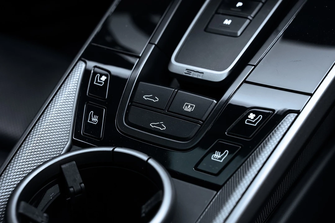 2020 Porsche 992 Carrera - Image 30 of 31