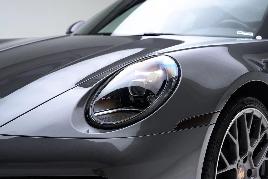 2020 Porsche 992 Carrera - Image 12 of 31