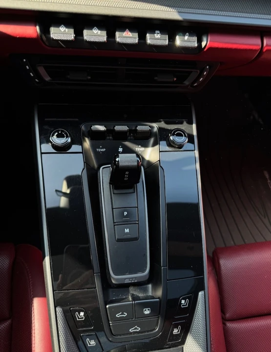 2020 Porsche 992 Carrera - Image 10 of 11