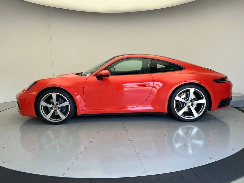 2020 Porsche 992 Carrera - Image 2 of 5