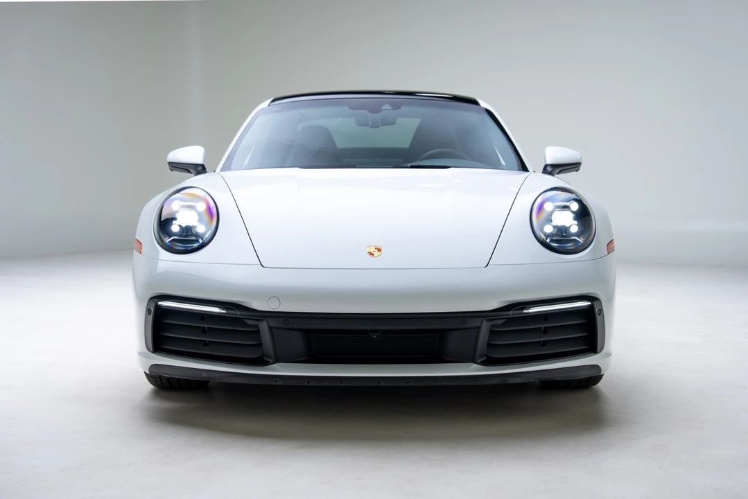 2020 Porsche 992 Carrera - Image 13 of 21