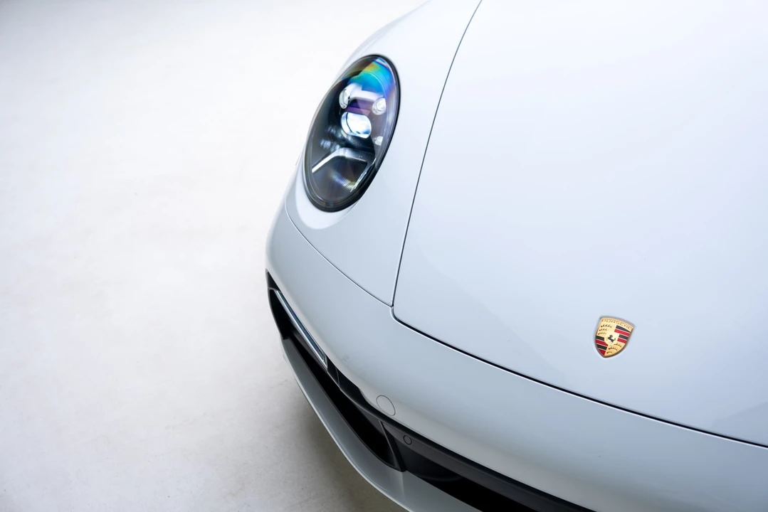 2020 Porsche 992 Carrera - Image 8 of 21