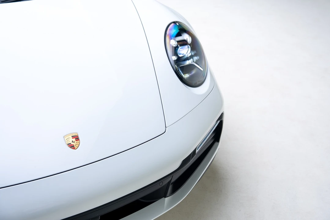2020 Porsche 992 Carrera - Image 9 of 21