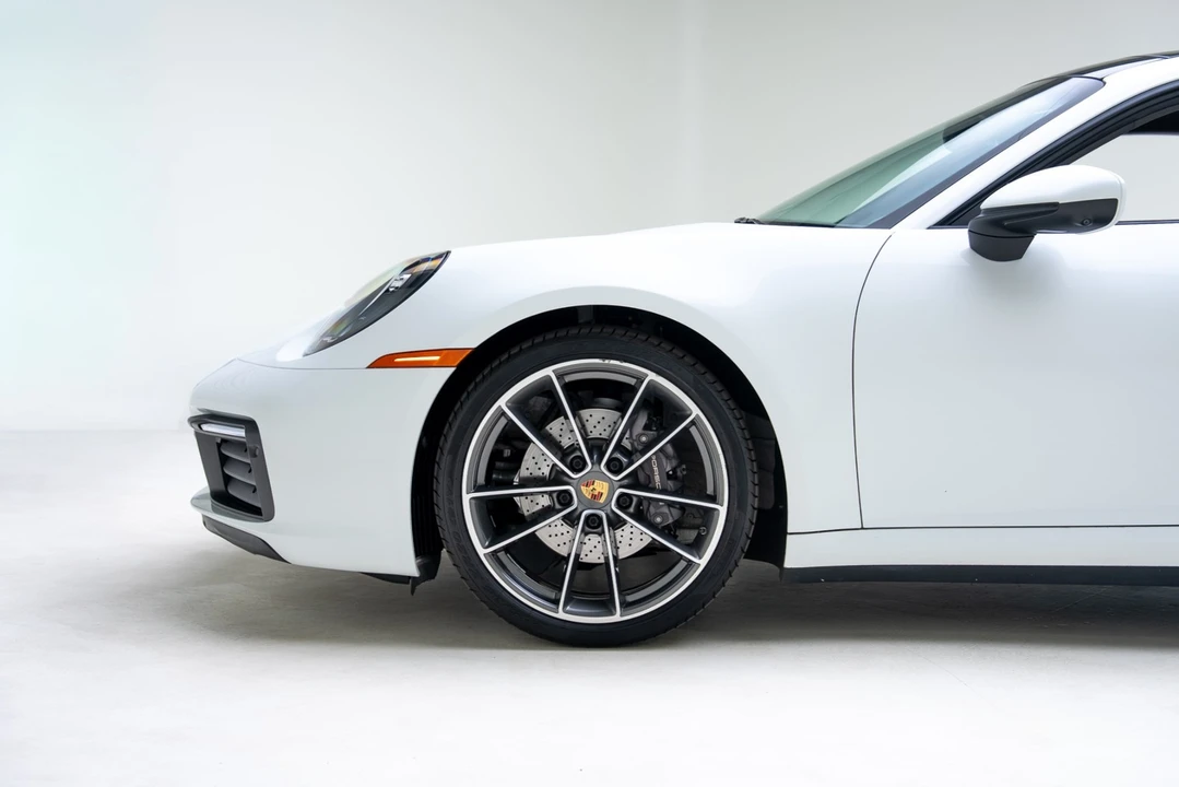 2020 Porsche 992 Carrera - Image 15 of 21