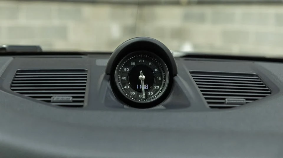 2020 Porsche 992 Carrera - Image 11 of 20