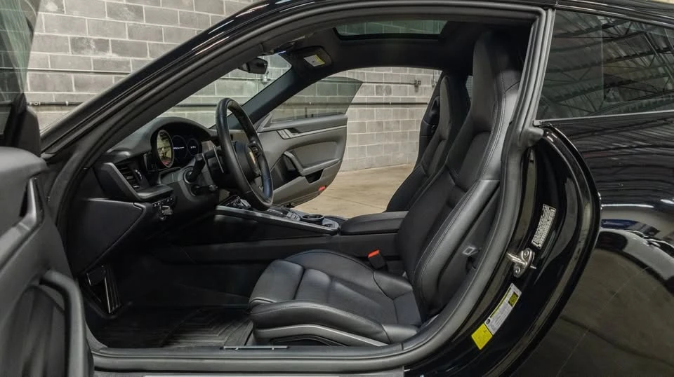 2020 Porsche 992 Carrera - Image 3 of 20