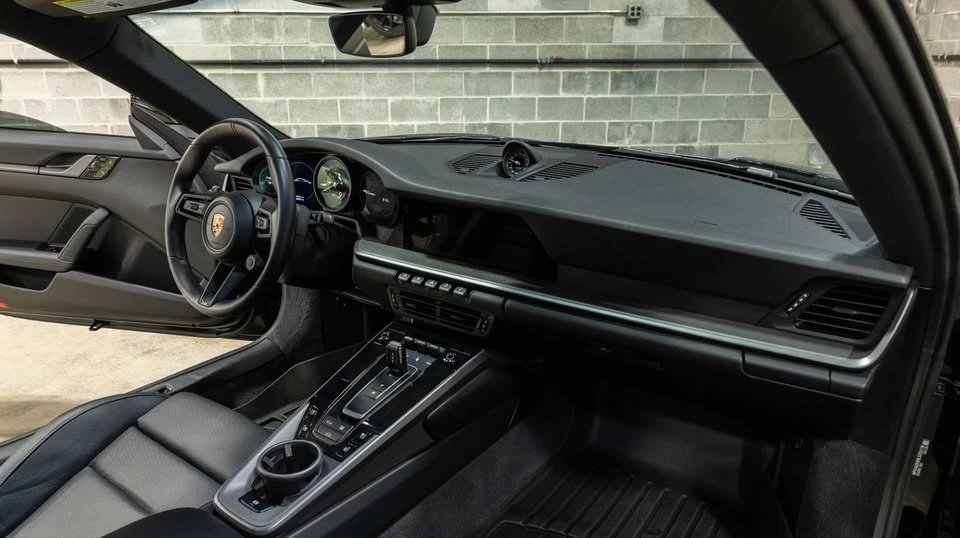 2020 Porsche 992 Carrera - Image 2 of 20