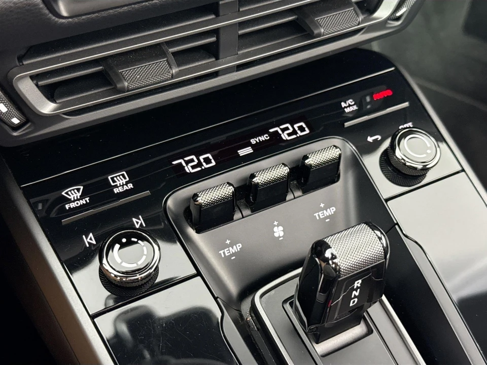 2020 Porsche 992 Carrera - Image 18 of 31