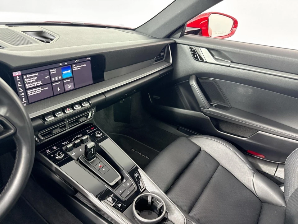2020 Porsche 992 Carrera - Image 26 of 31
