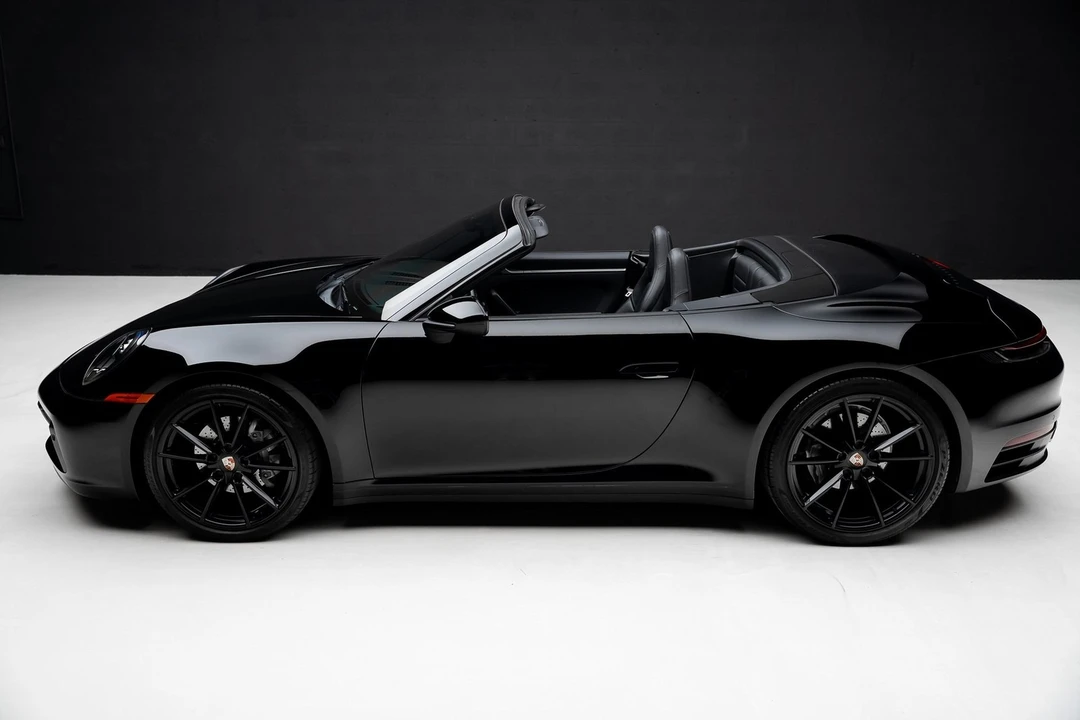 2020 Porsche 992 Carrera - Image 17 of 21