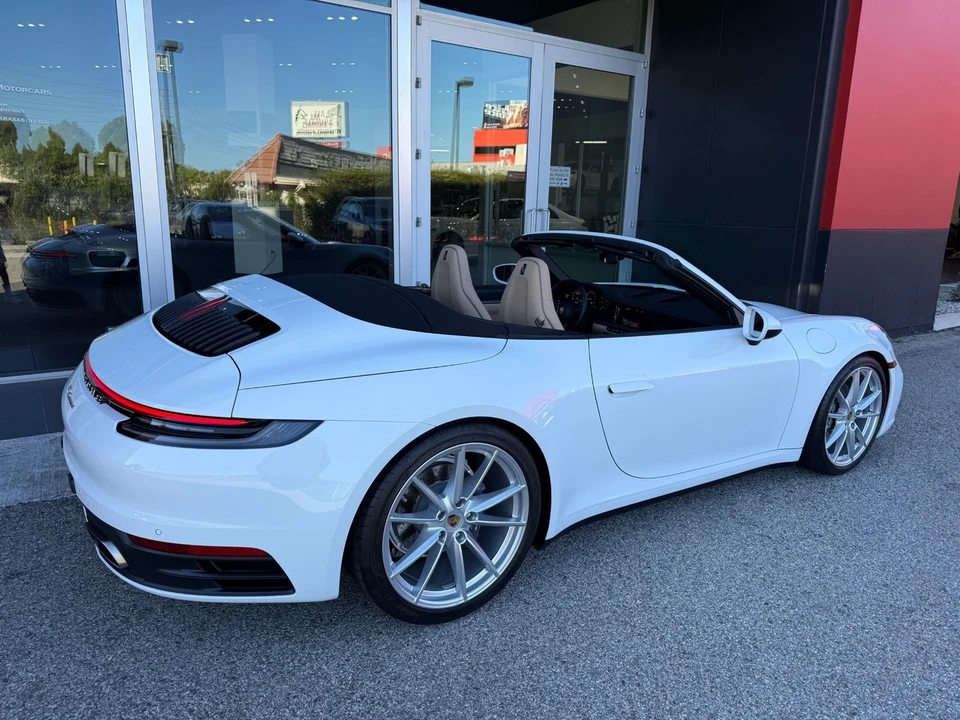 2020 Porsche 992 Carrera - Image 3 of 21