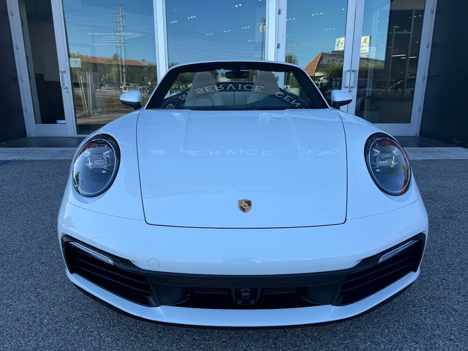 2020 Porsche 992 Carrera - Image 16 of 21