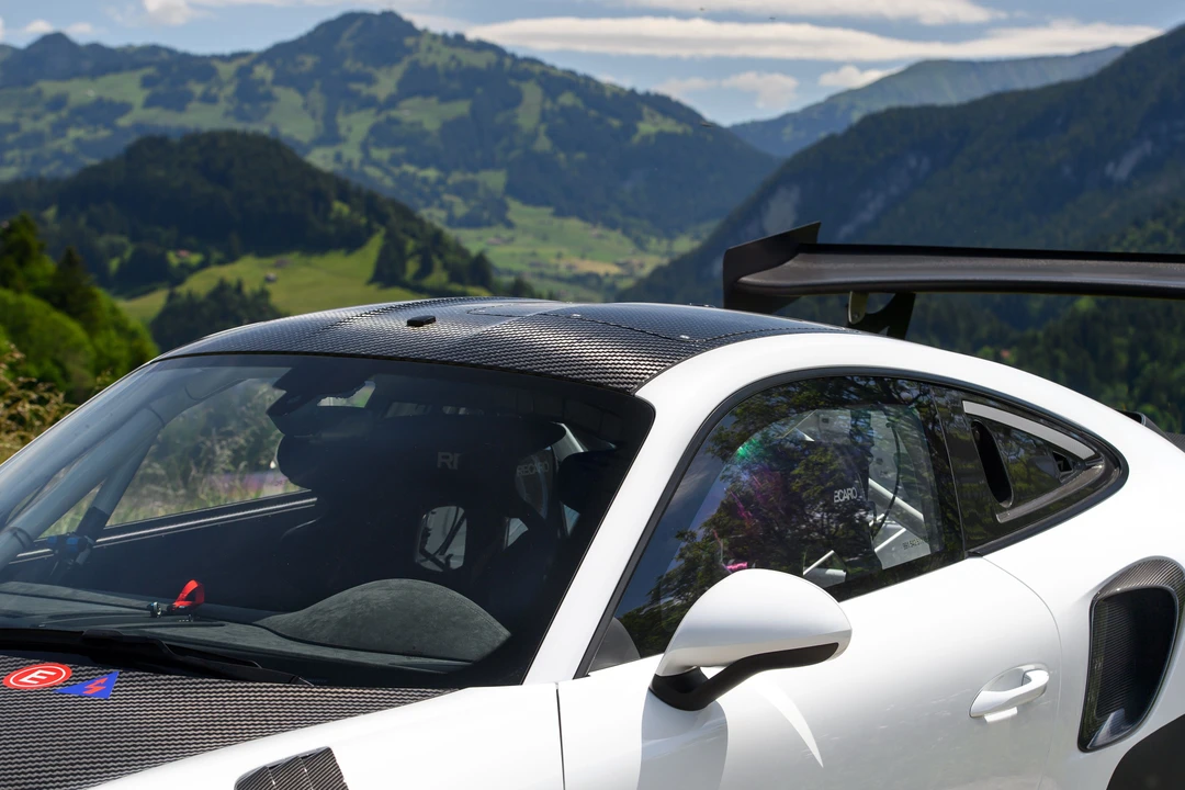 2020 Porsche 991 GT2 RS - Image 3 of 31