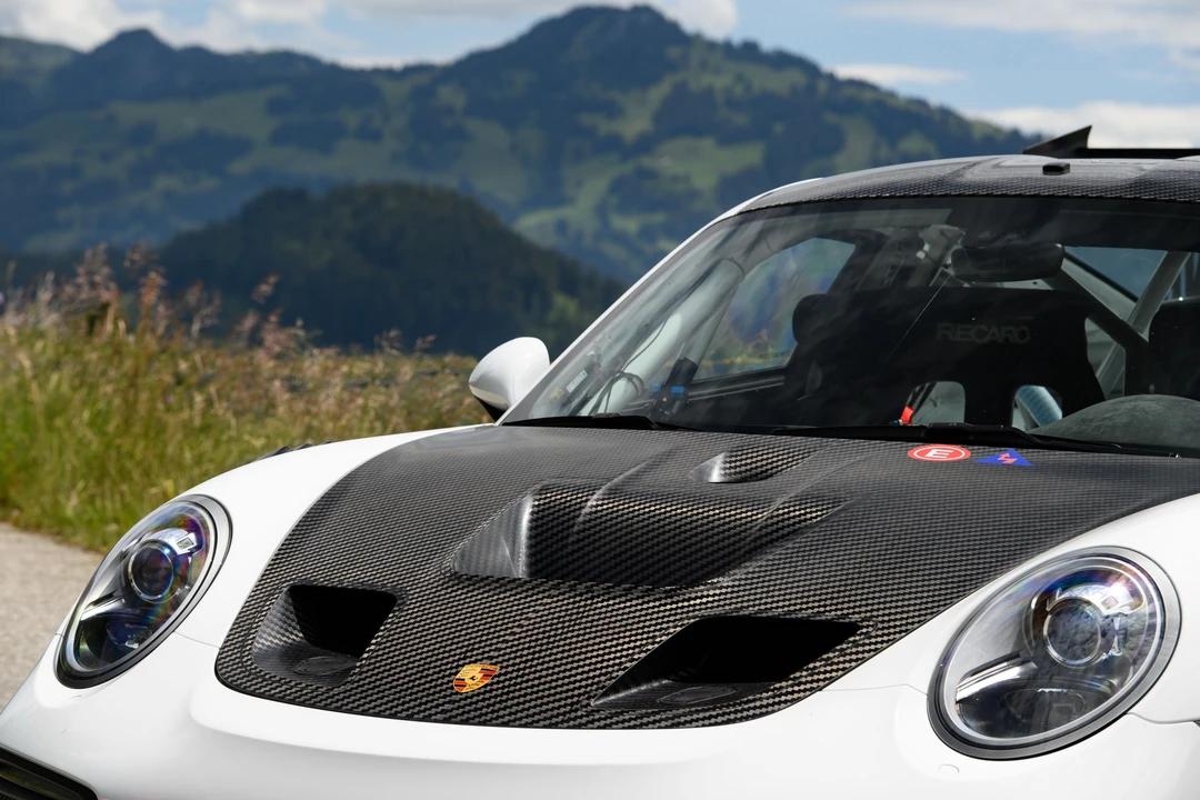 2020 Porsche 991 GT2 RS - Image 15 of 31