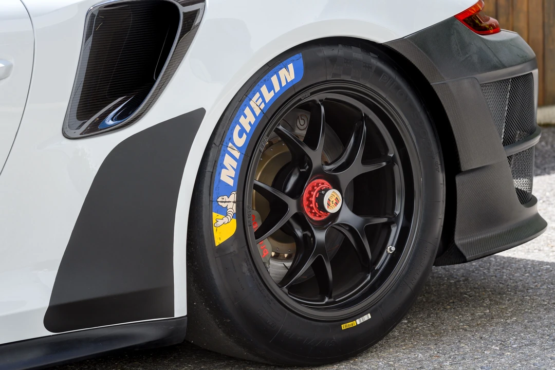 2020 Porsche 991 GT2 RS - Image 21 of 31