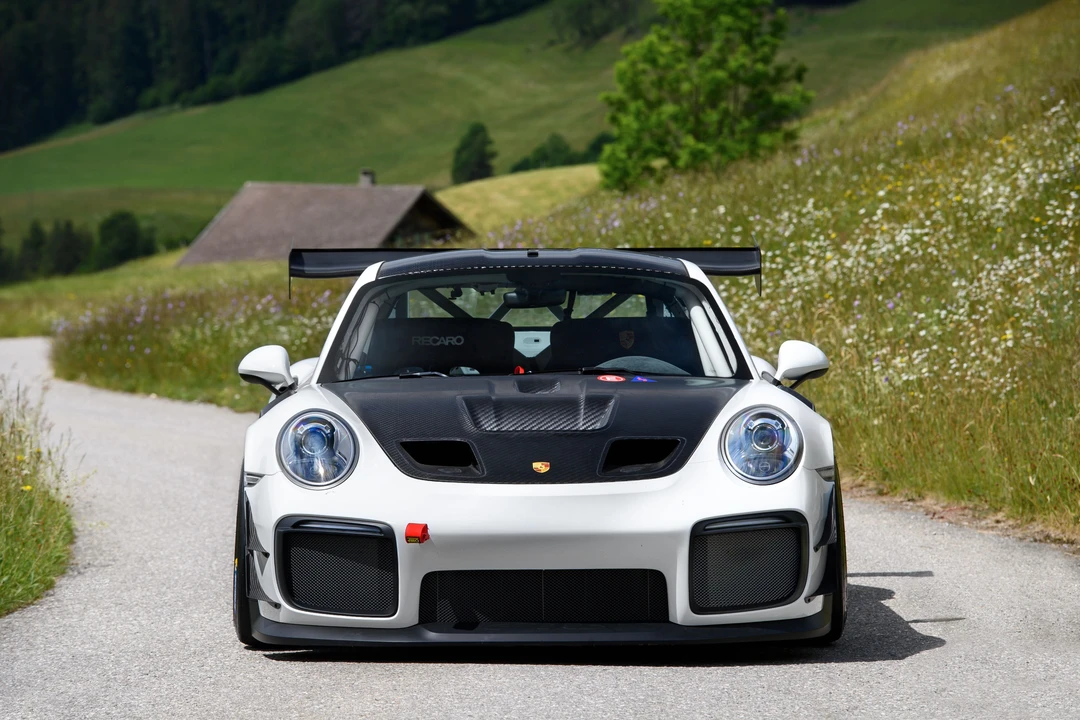 2020 Porsche 991 GT2 RS - Image 10 of 31