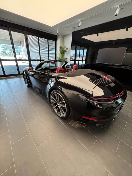 2020 Porsche 992 Carrera - Image 8 of 9