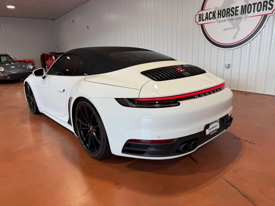 2020 Porsche 992 Carrera - Image 14 of 20