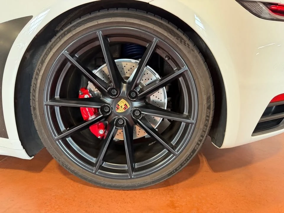 2020 Porsche 992 Carrera - Image 19 of 20