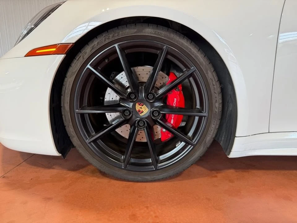 2020 Porsche 992 Carrera - Image 16 of 20