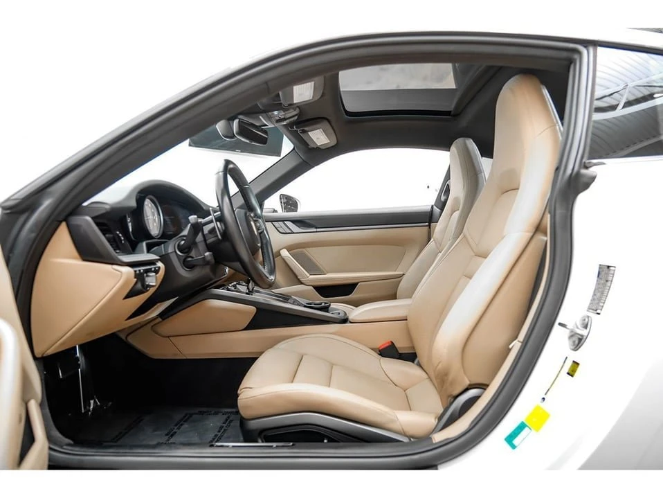2020 Porsche 992 Carrera - Image 4 of 20