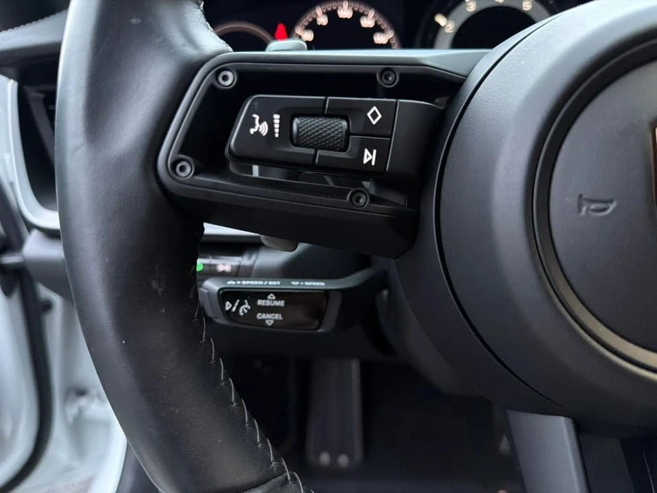 2020 Porsche 992 Carrera - Image 13 of 20