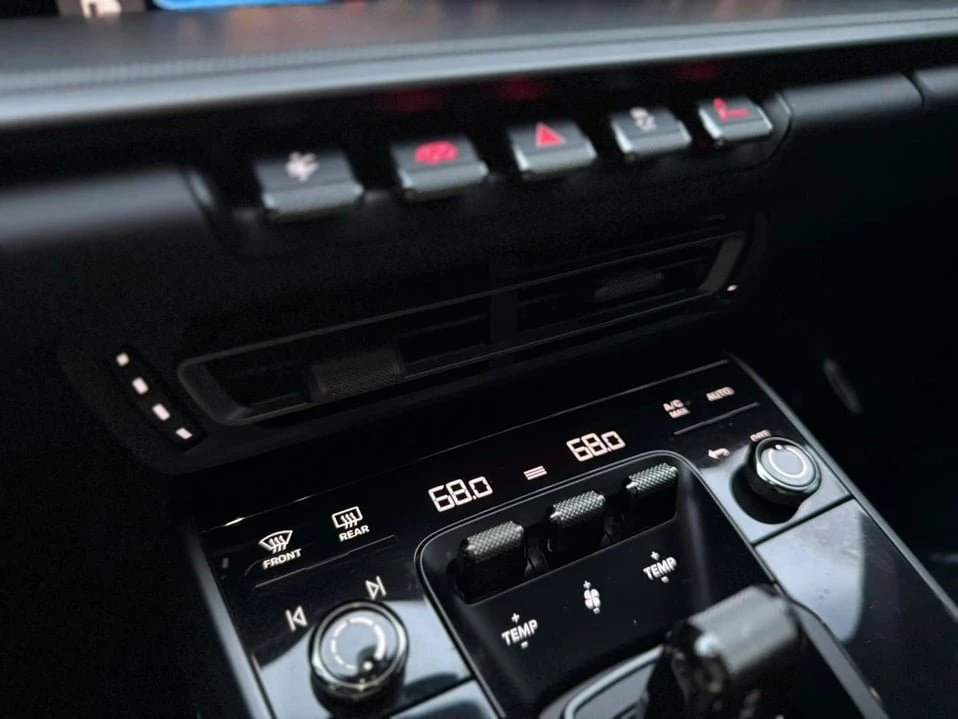2020 Porsche 992 Carrera - Image 19 of 20