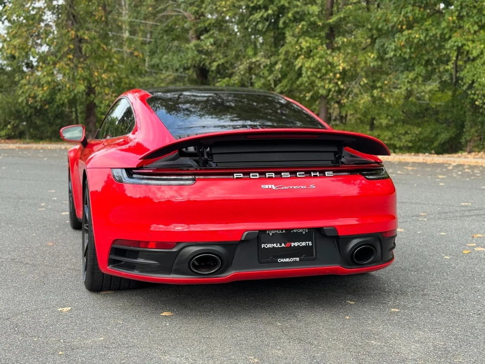2020 Porsche 992 Carrera 4S - Image 9 of 12