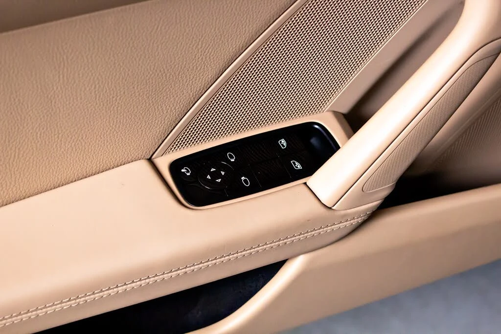 2020 Porsche 992 Carrera - Image 24 of 31