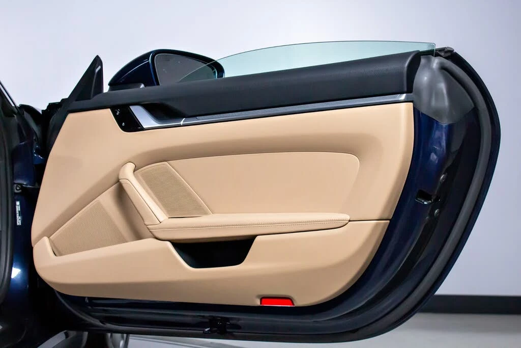 2020 Porsche 992 Carrera - Image 21 of 31