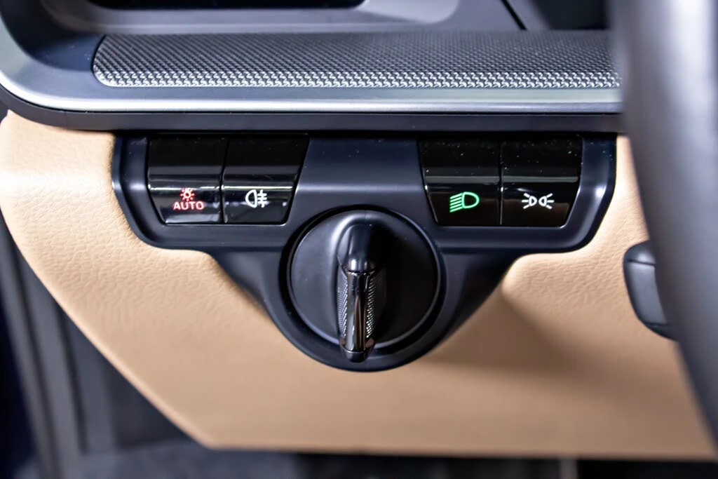 2020 Porsche 992 Carrera - Image 26 of 31