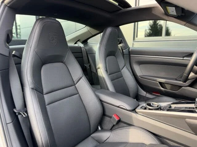 2020 Porsche 992 Carrera - Image 28 of 31
