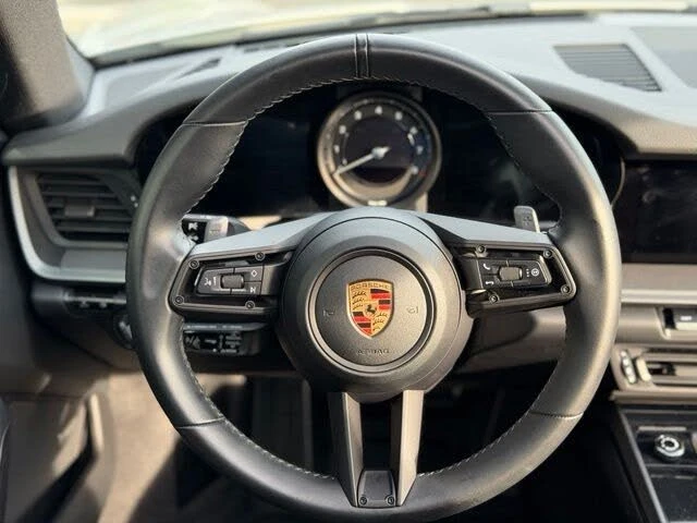 2020 Porsche 992 Carrera - Image 17 of 31