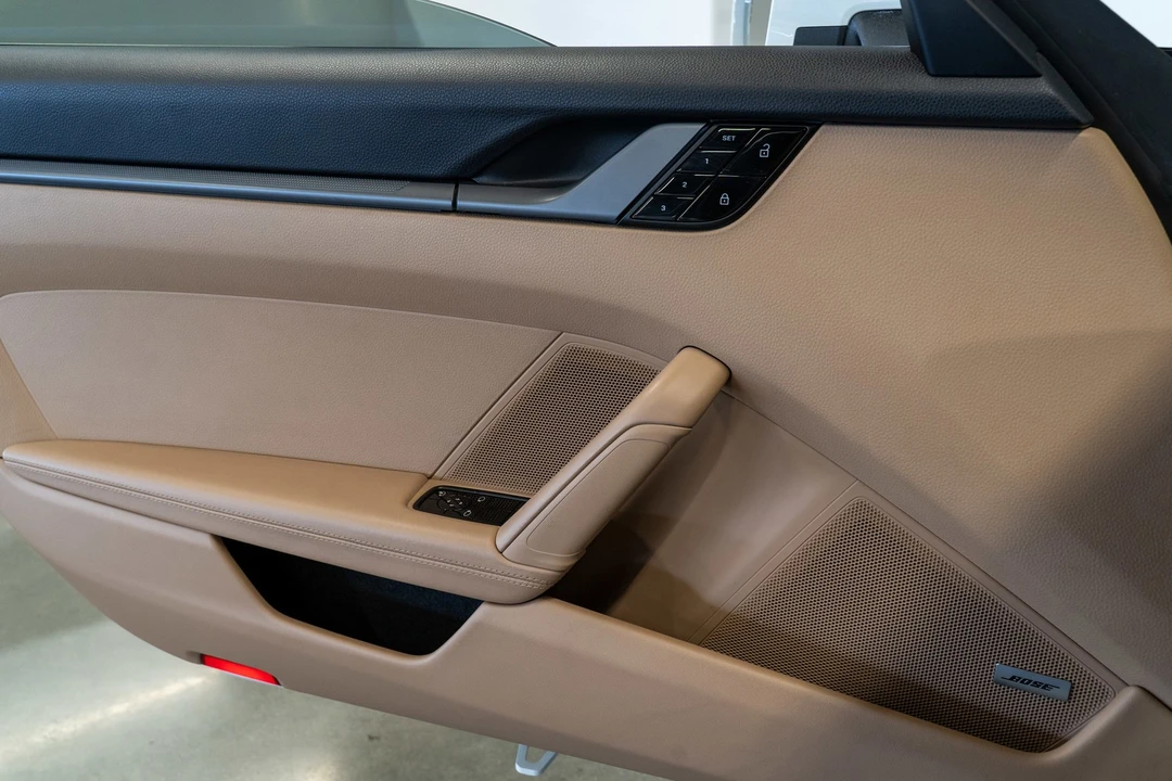 2020 Porsche 992 Carrera - Image 15 of 31