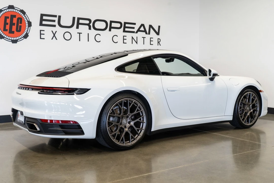 2020 Porsche 992 Carrera - Image 24 of 31