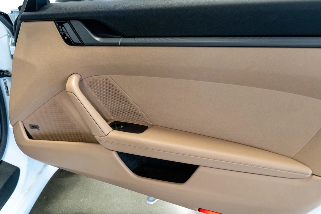 2020 Porsche 992 Carrera - Image 16 of 31