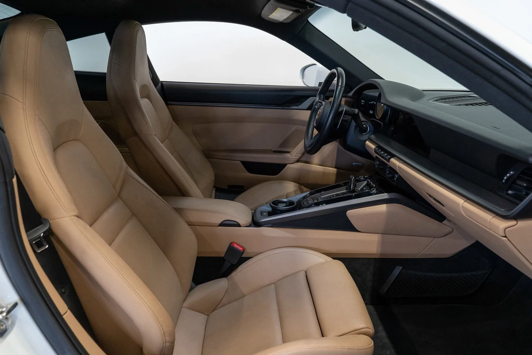 2020 Porsche 992 Carrera - Image 12 of 31