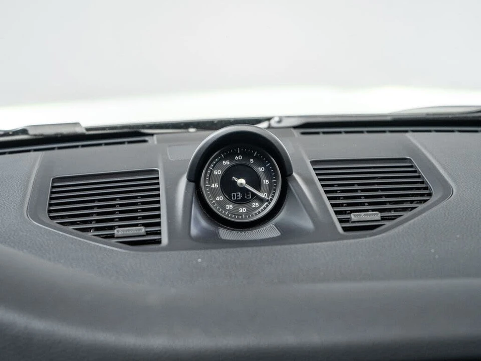 2020 Porsche 992 Carrera - Image 18 of 31