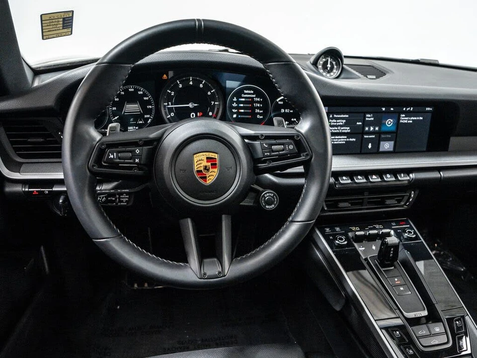 2020 Porsche 992 Carrera - Image 16 of 31