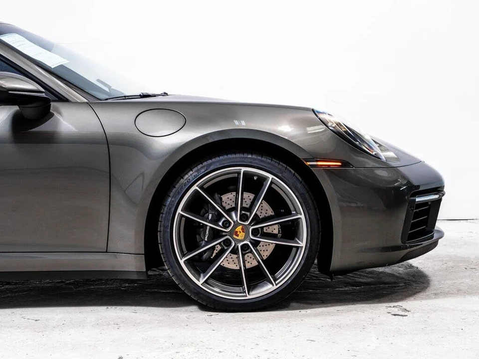 2020 Porsche 992 Carrera - Image 12 of 31