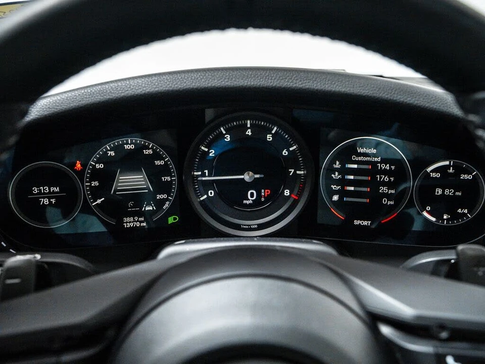 2020 Porsche 992 Carrera - Image 17 of 31