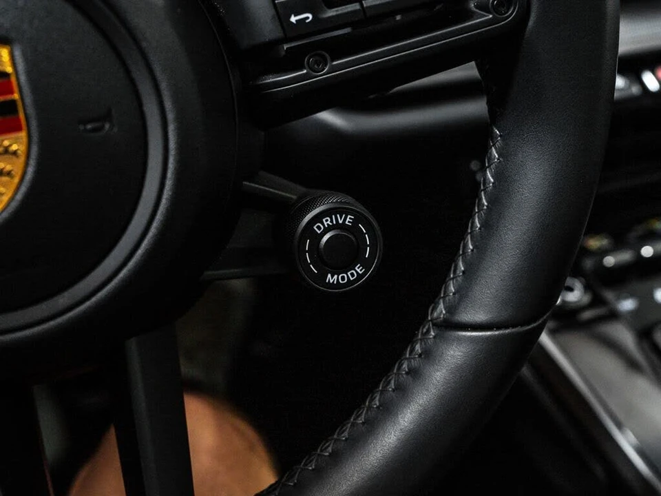2020 Porsche 992 Carrera - Image 25 of 31