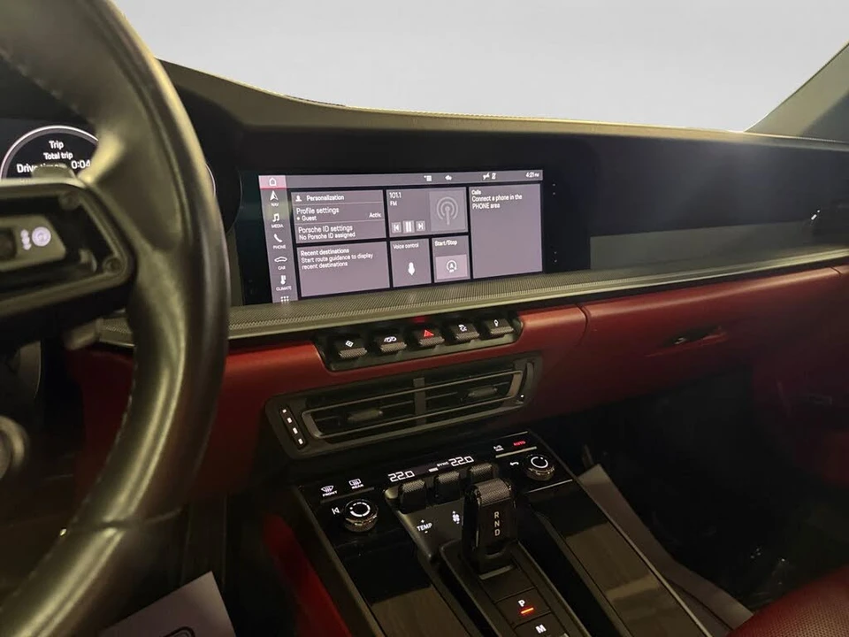 2020 Porsche 992 Carrera - Image 28 of 31